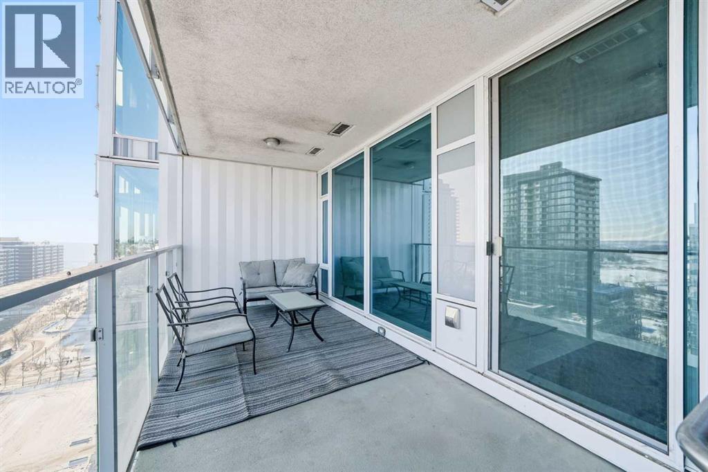1604, 510 6 Avenue Se, Calgary, AB - Outdoor With Balcony With Exterior