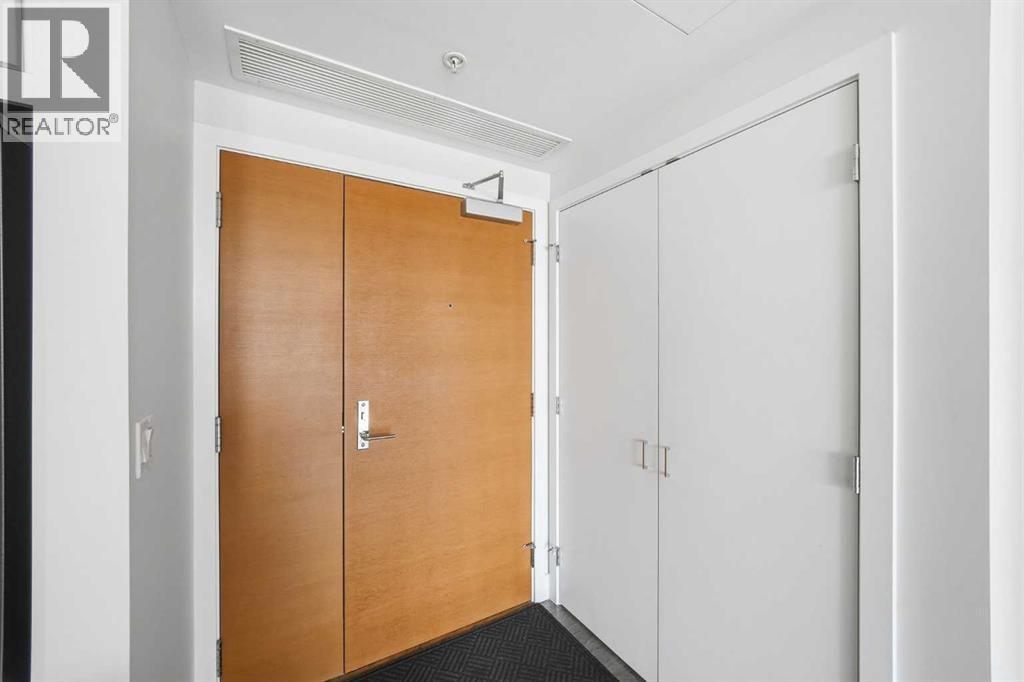 1604, 510 6 Avenue Se, Calgary, AB - Indoor Photo Showing Other Room