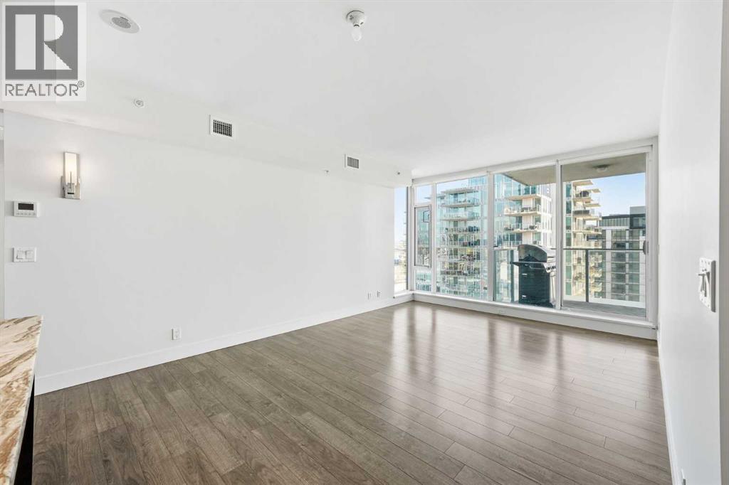 1604, 510 6 Avenue Se, Calgary, AB - Indoor Photo Showing Other Room