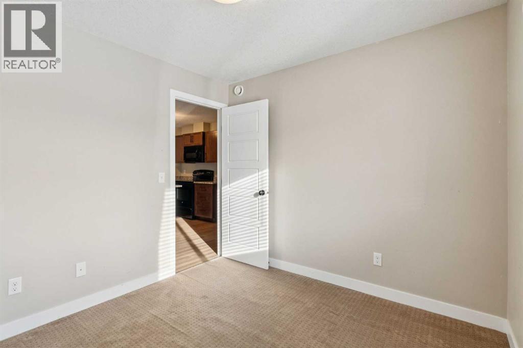 4102, 2781 Chinook Winds Drive Sw, Airdrie, AB - Indoor Photo Showing Other Room