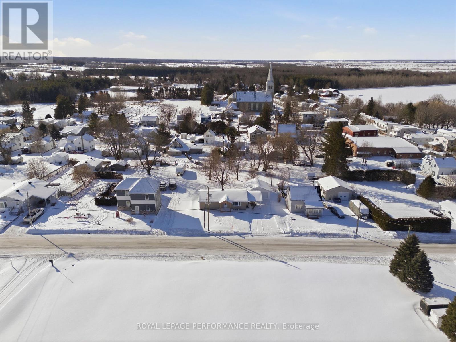 2140 Valley Street, North Stormont, ON - Outdoor With View
