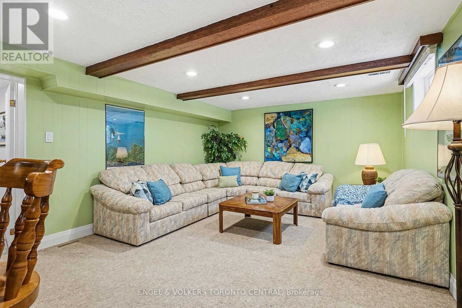 126 Pemberton Avenue, Toronto, ON - Indoor Photo Showing Living Room