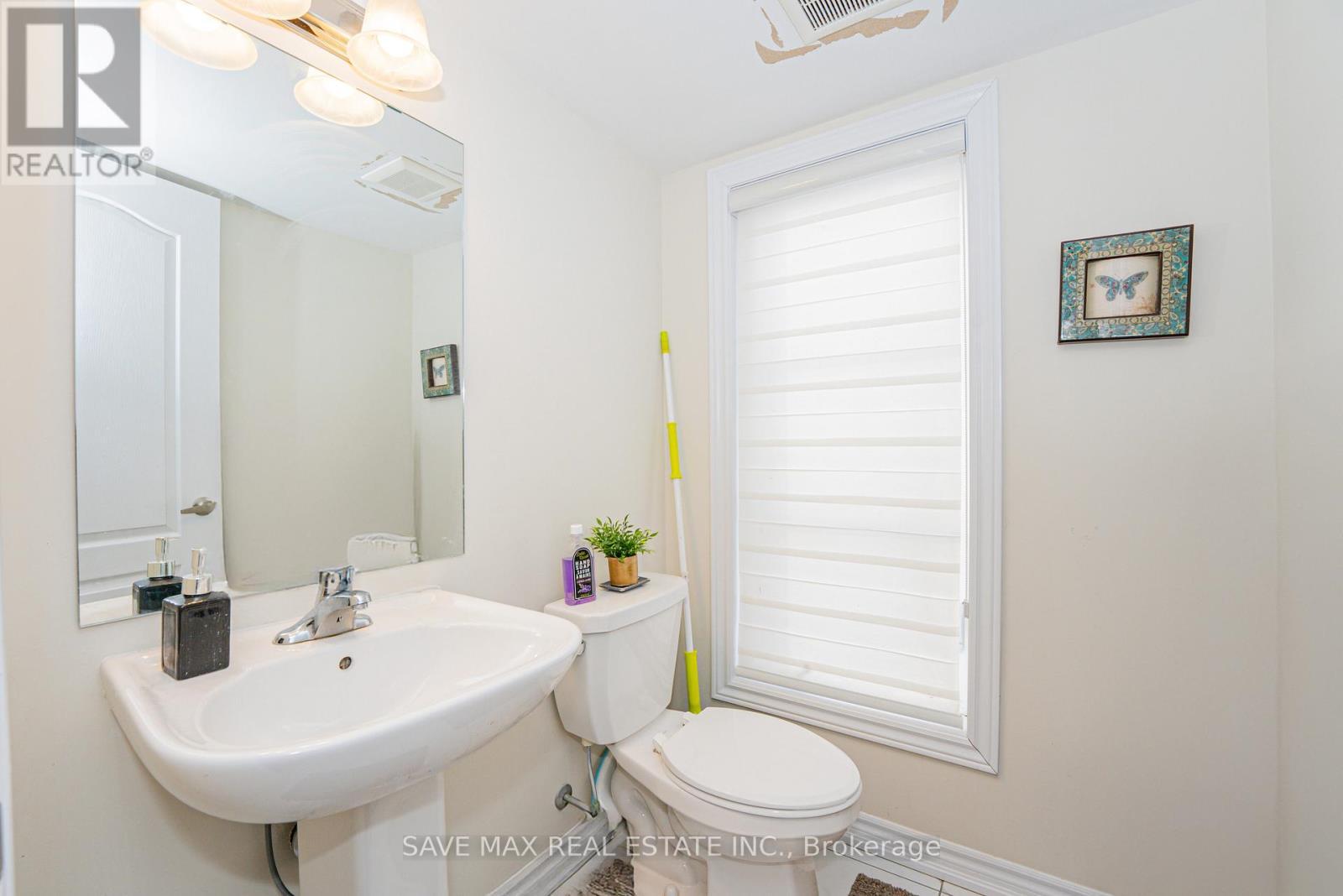 2101 Prestonvale Road, Clarington, ON - Indoor Photo Showing Bathroom