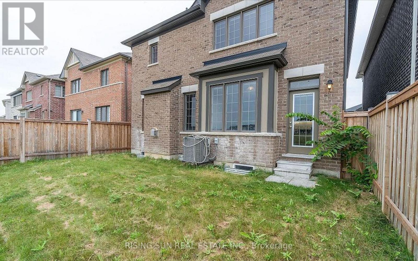 24 Herrick Drive, Brampton, ON - Outdoor