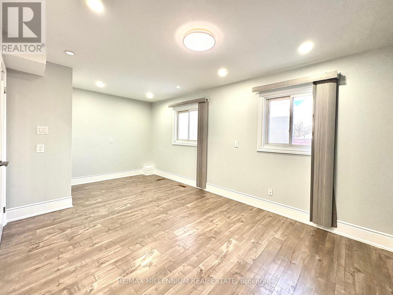 28 Hendricks Crescent, Brampton, ON - Indoor Photo Showing Other Room