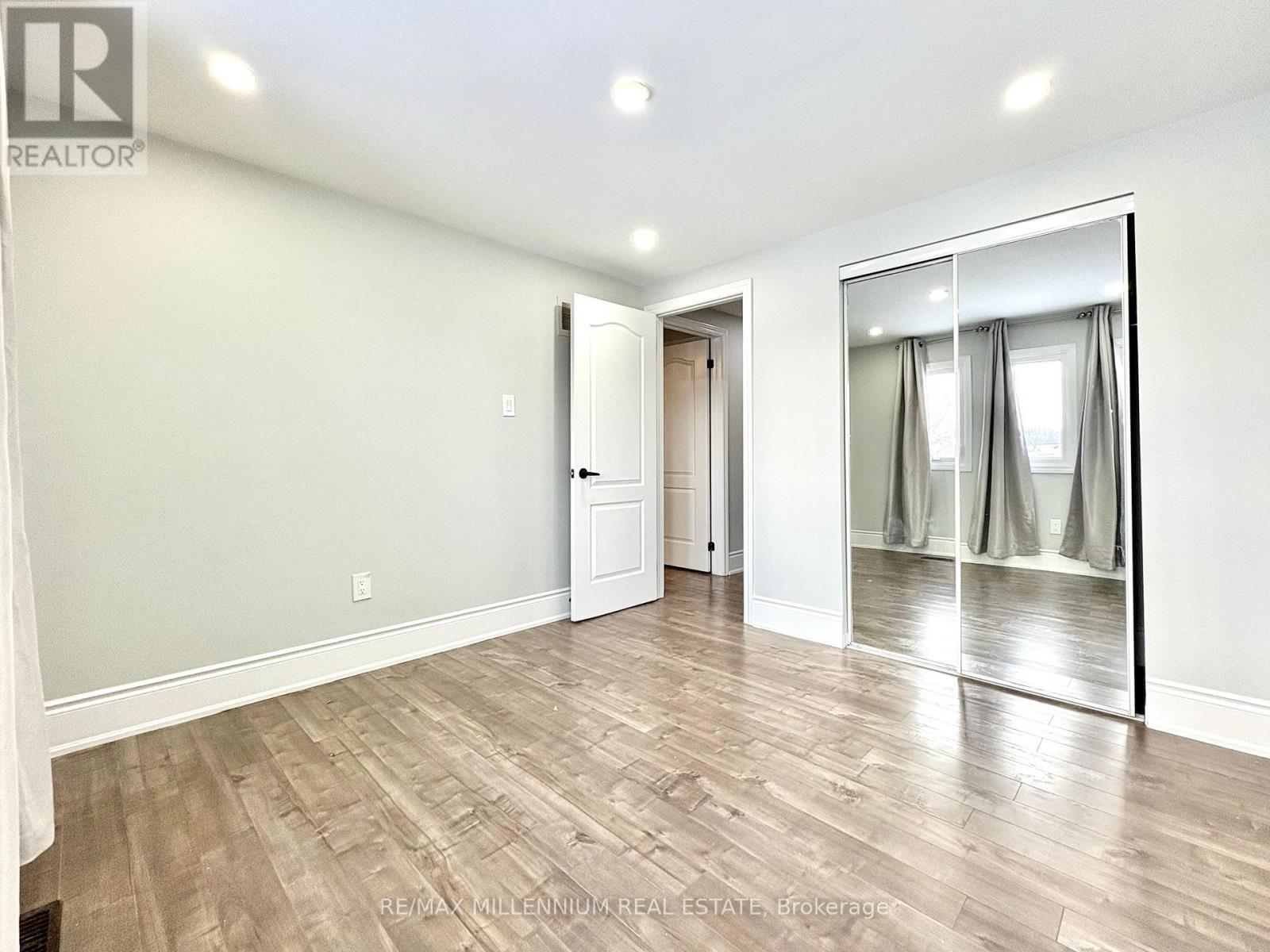 28 Hendricks Crescent, Brampton, ON - Indoor Photo Showing Other Room