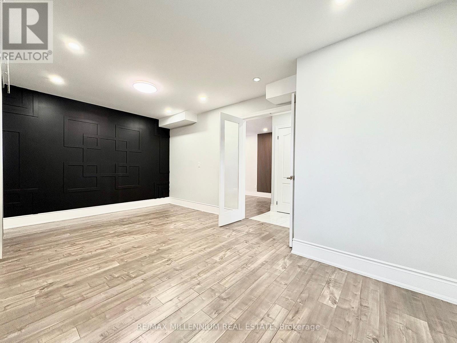 28 Hendricks Crescent, Brampton, ON - Indoor Photo Showing Other Room