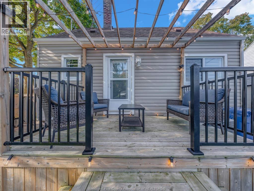 1596 Olive Road, Windsor, ON - Outdoor With Deck Patio Veranda