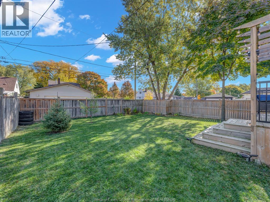 1596 Olive Road, Windsor, ON - Outdoor