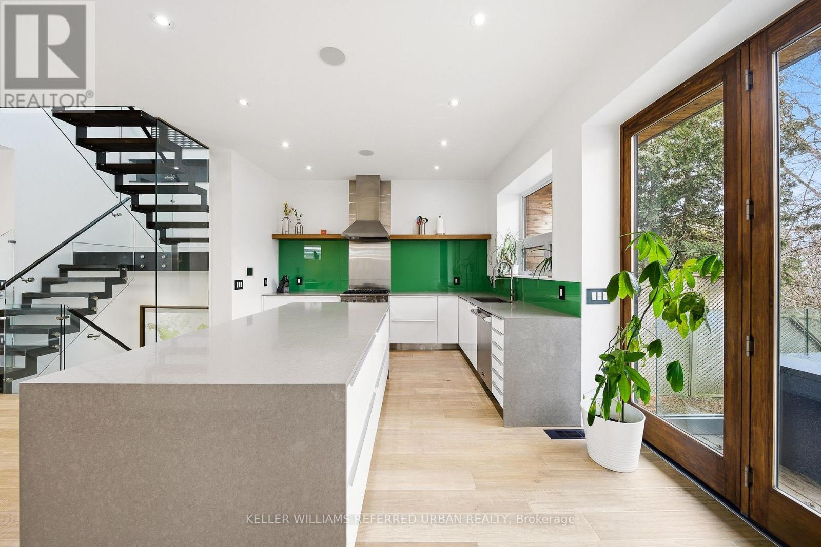 22 Daniels Street, Toronto, ON - Indoor Photo Showing Other Room