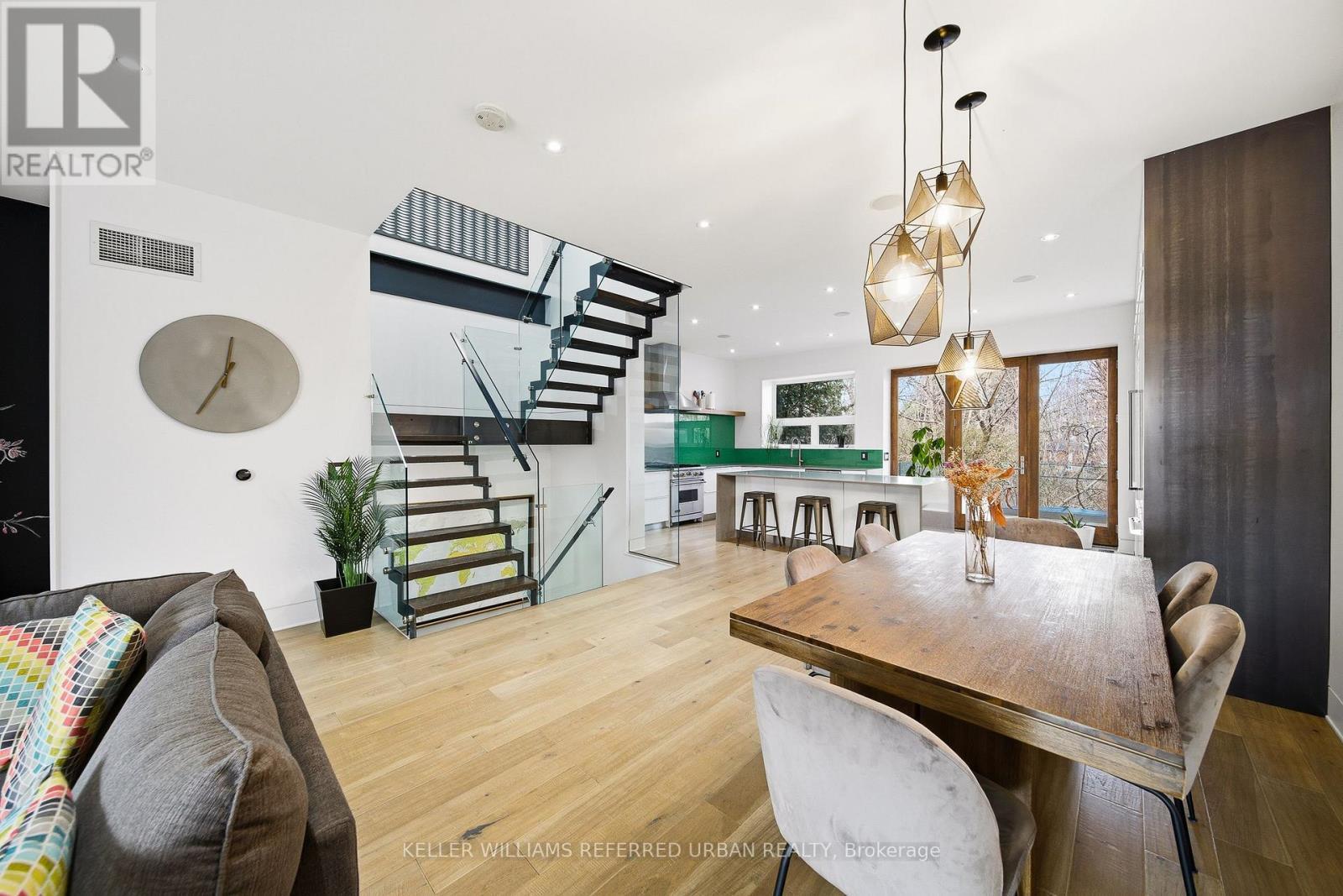 22 Daniels Street, Toronto, ON - Indoor Photo Showing Dining Room