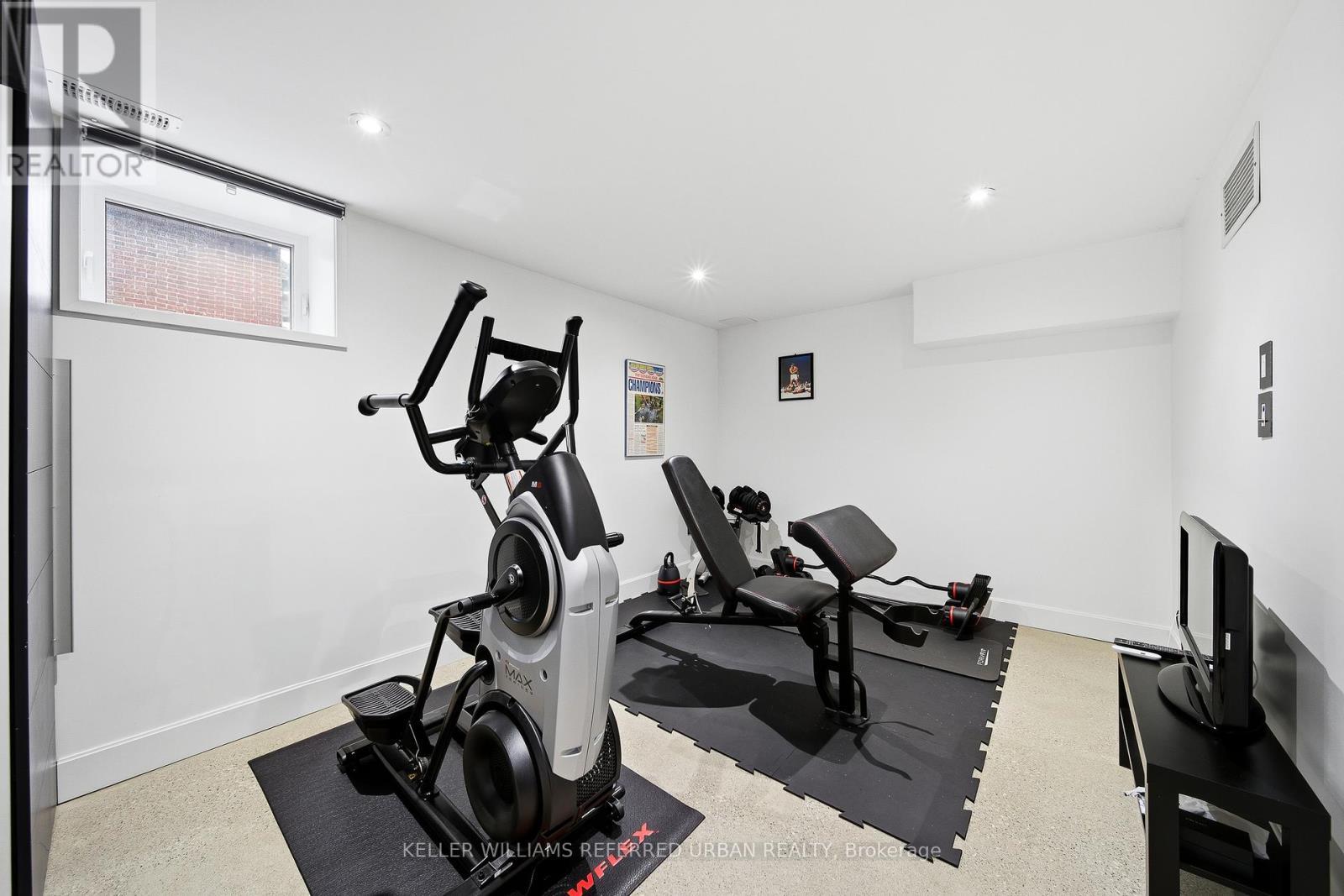 22 Daniels Street, Toronto, ON - Indoor Photo Showing Gym Room