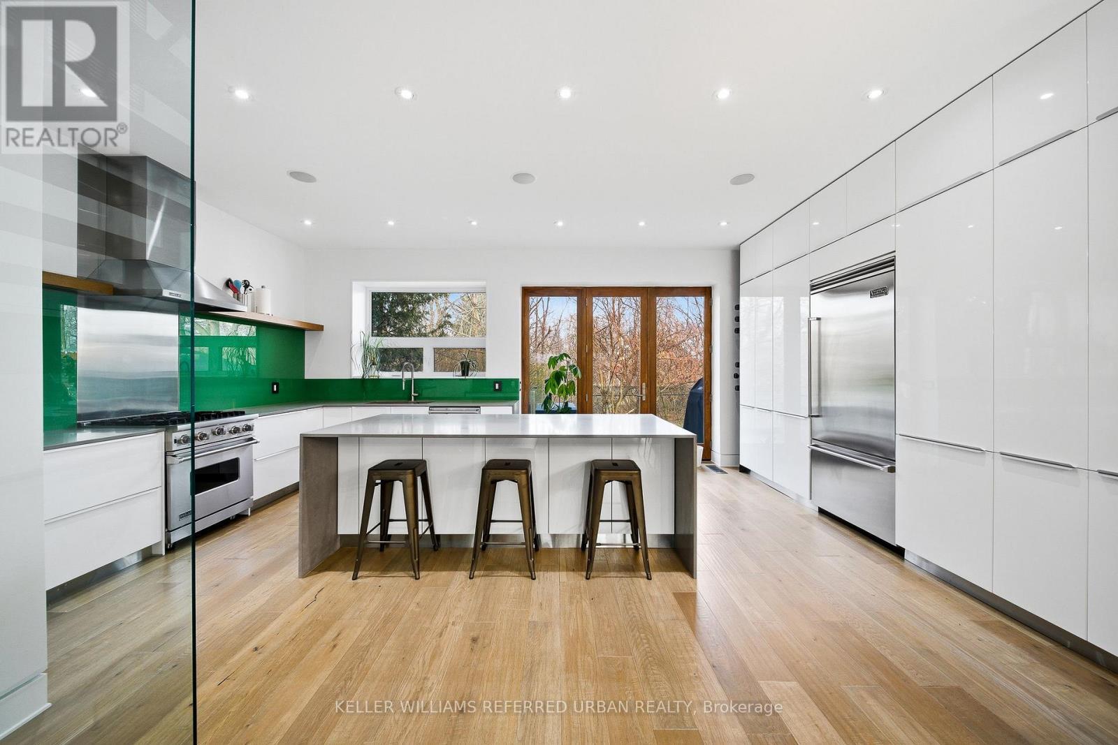 22 Daniels Street, Toronto, ON - Indoor Photo Showing Kitchen With Upgraded Kitchen