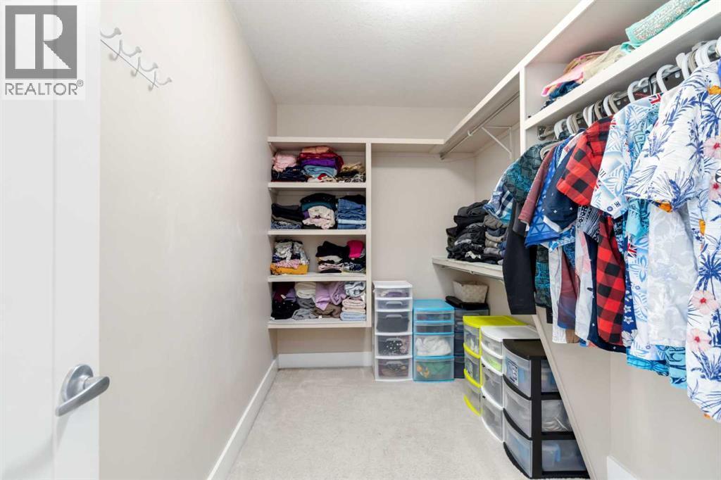 110 Merganser Crescent, Fort Mcmurray, AB - Indoor With Storage