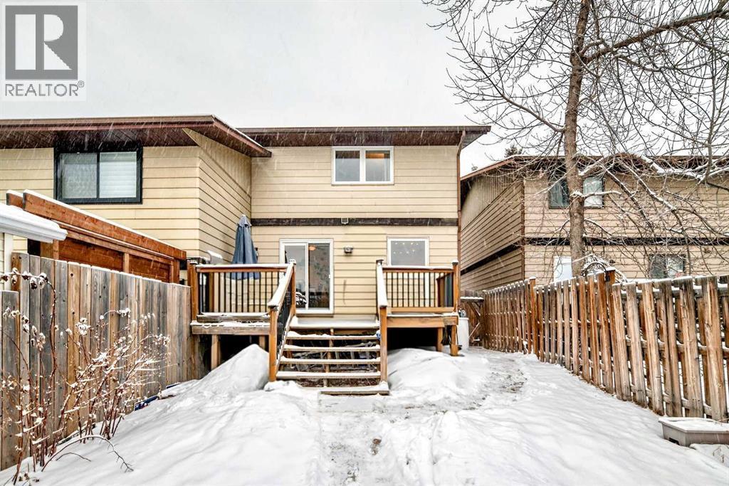 562 Strathcona Drive Sw, Calgary, AB - Outdoor With Deck Patio Veranda With Exterior