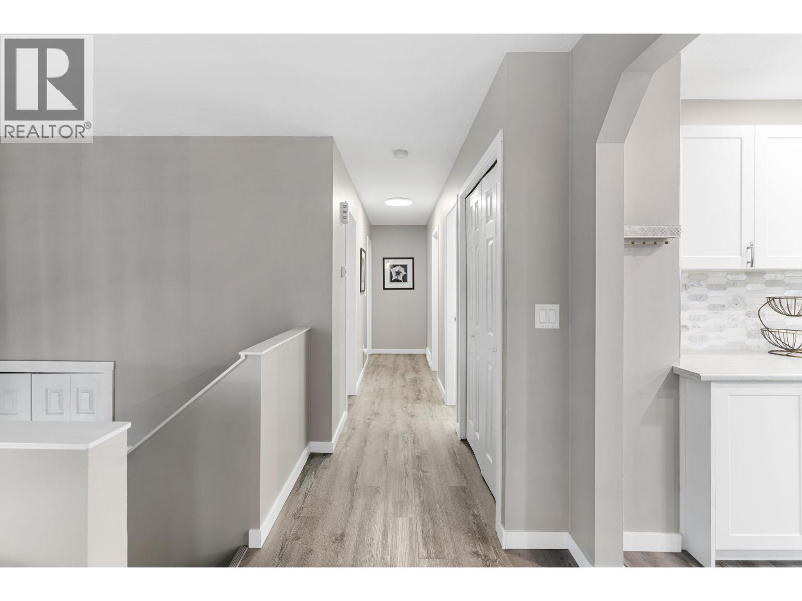 2913 Prospect Drive, Vernon, BC - Indoor Photo Showing Other Room