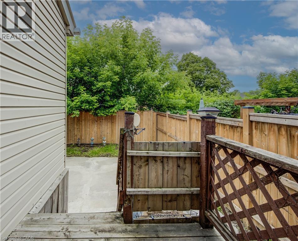 303 Hunter Street W, Hamilton, ON - Outdoor