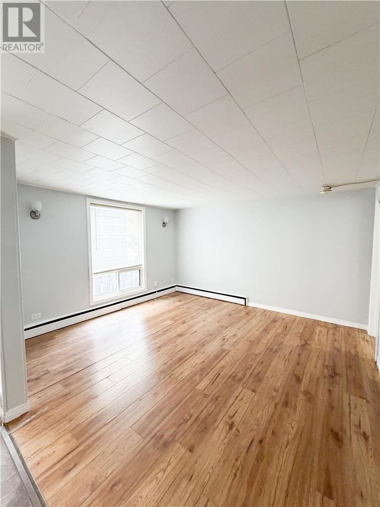 381 Bessie Avenue, Sudbury, ON - Indoor Photo Showing Other Room