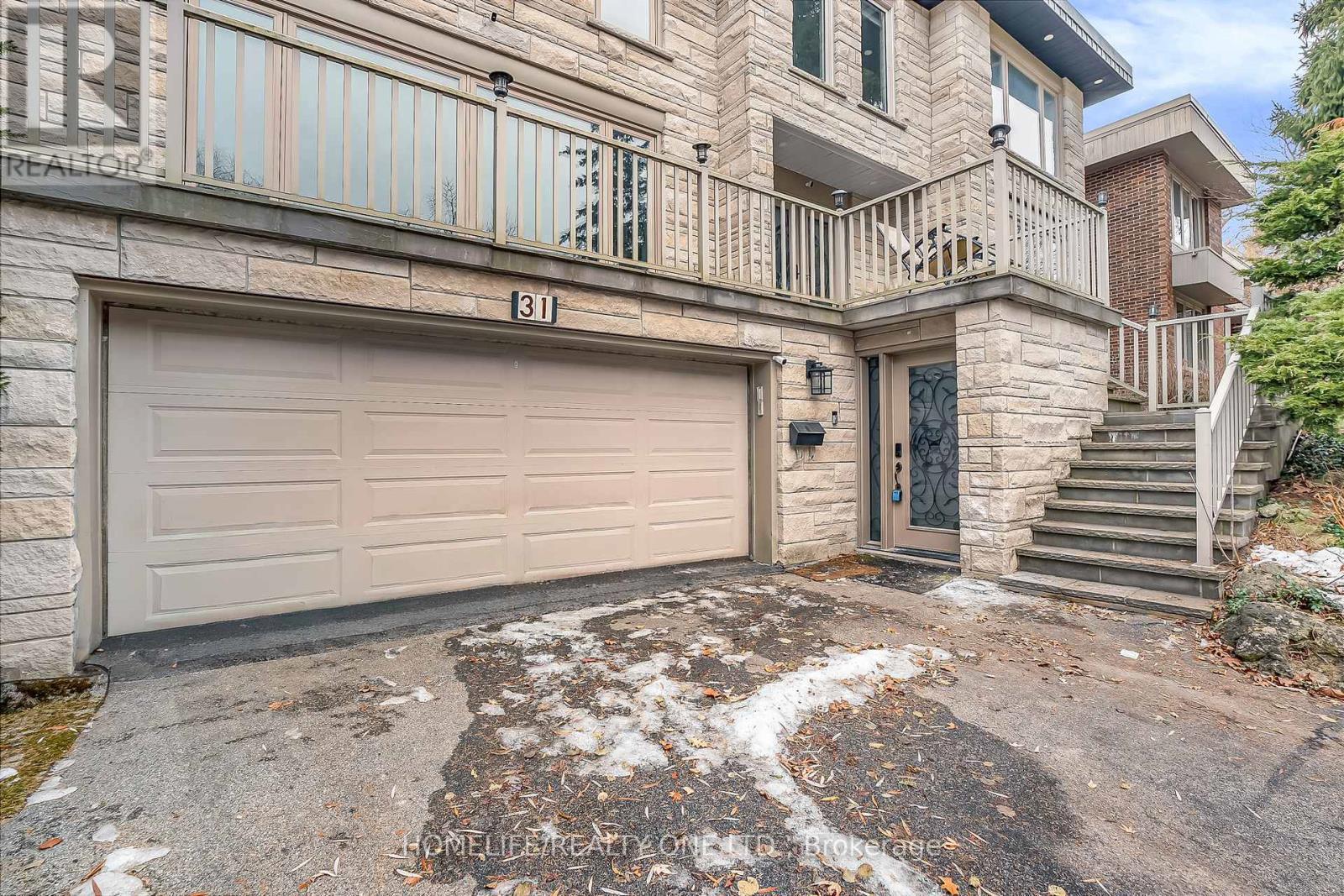 31 Bearwood Drive, Toronto, ON - Outdoor
