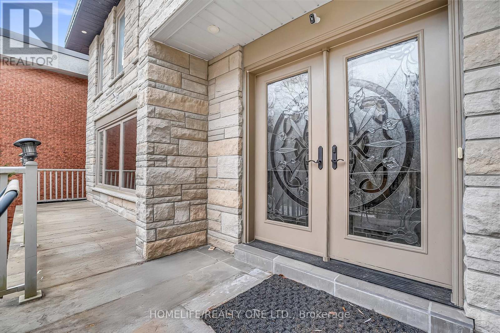 31 Bearwood Drive, Toronto, ON - Outdoor With Exterior