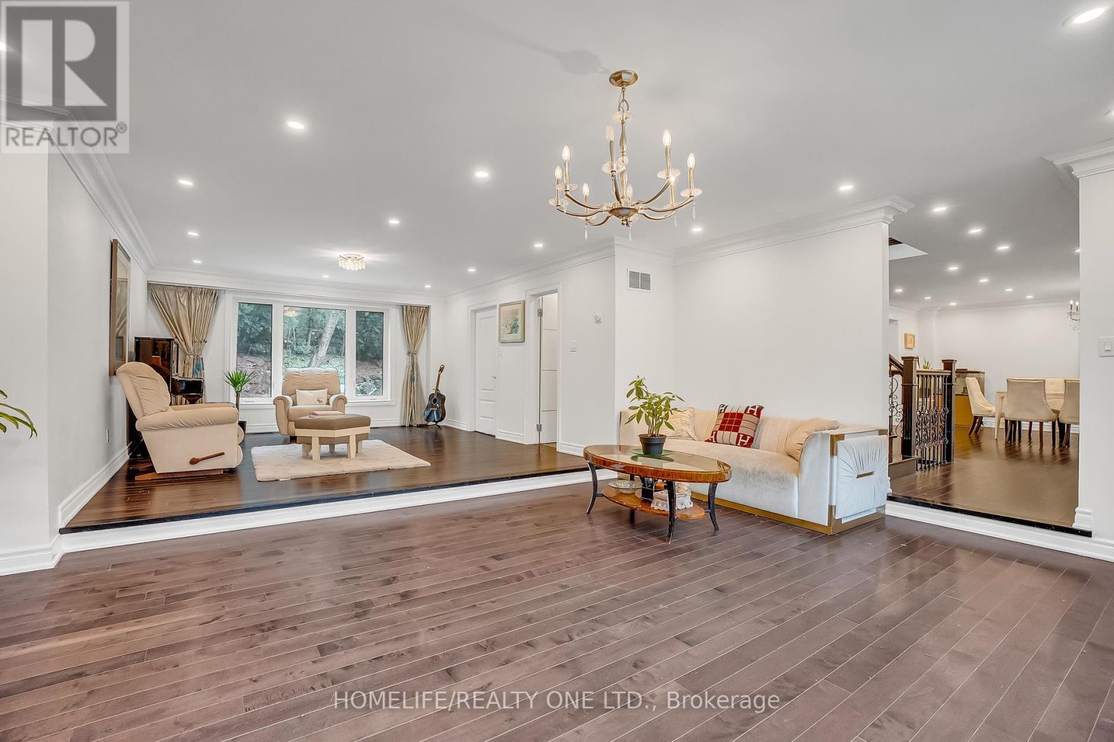 31 Bearwood Drive, Toronto, ON - Indoor