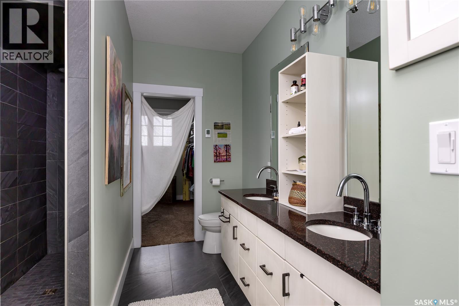 12 Vickar Place, Melfort, SK - Indoor Photo Showing Bathroom