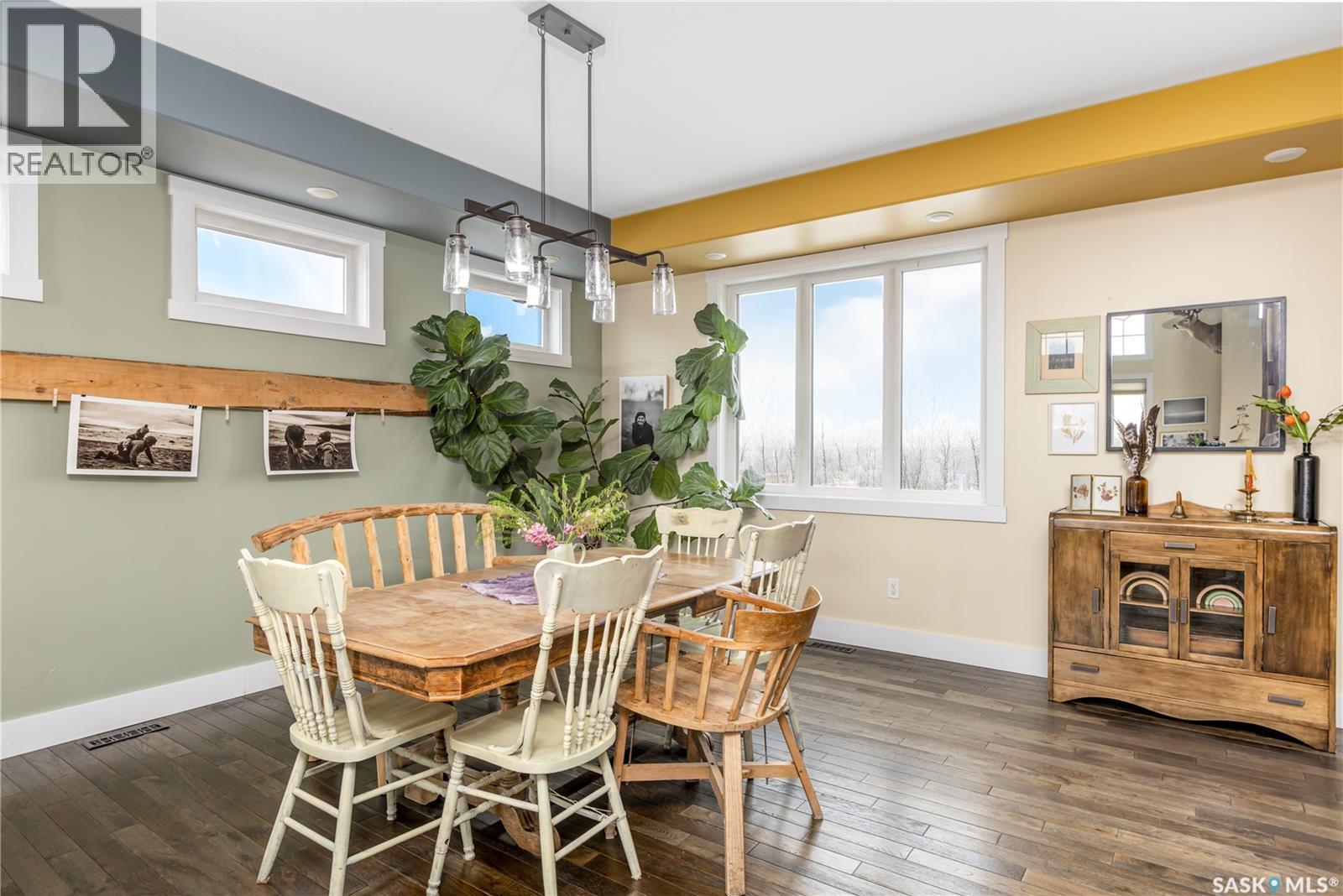 12 Vickar Place, Melfort, SK - Indoor Photo Showing Dining Room