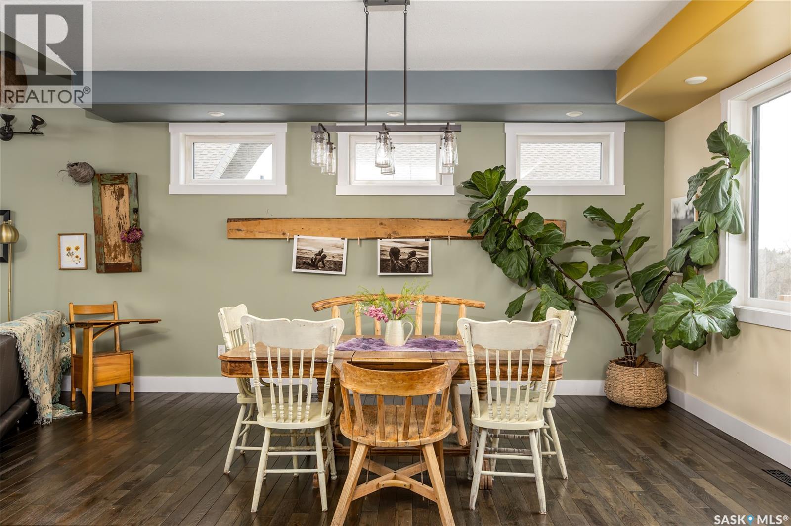 12 Vickar Place, Melfort, SK - Indoor Photo Showing Dining Room