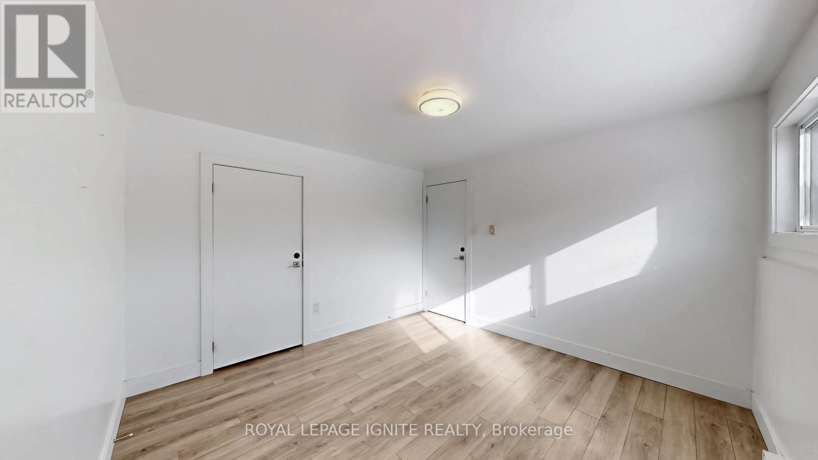 10 - 105 Andover Drive, London South, ON - Indoor Photo Showing Other Room