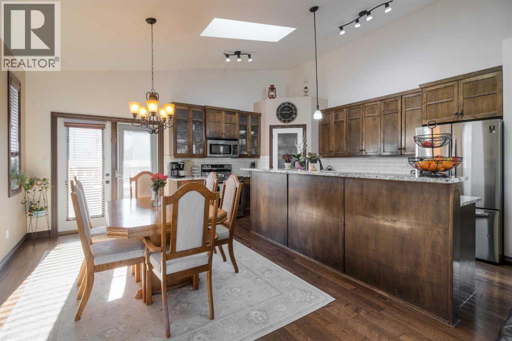 380 Grizzly Crescent N, Lethbridge, AB - Indoor