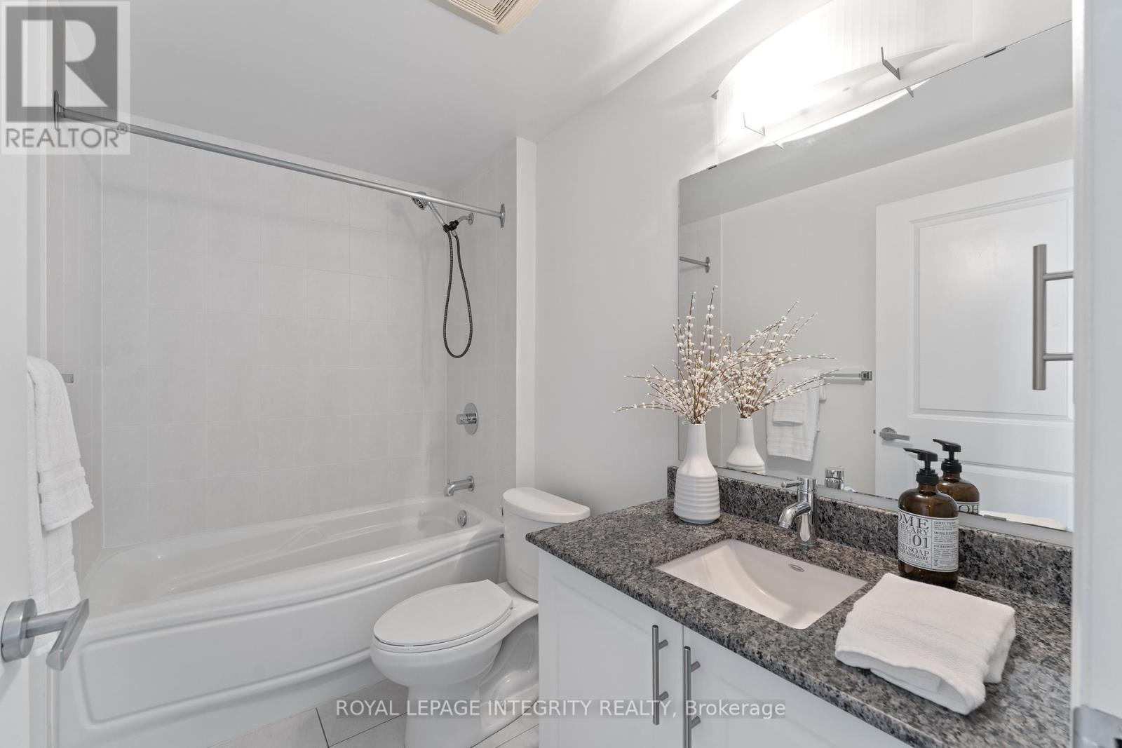 1208 - 90 Landry Street, Ottawa, ON - Indoor Photo Showing Bathroom