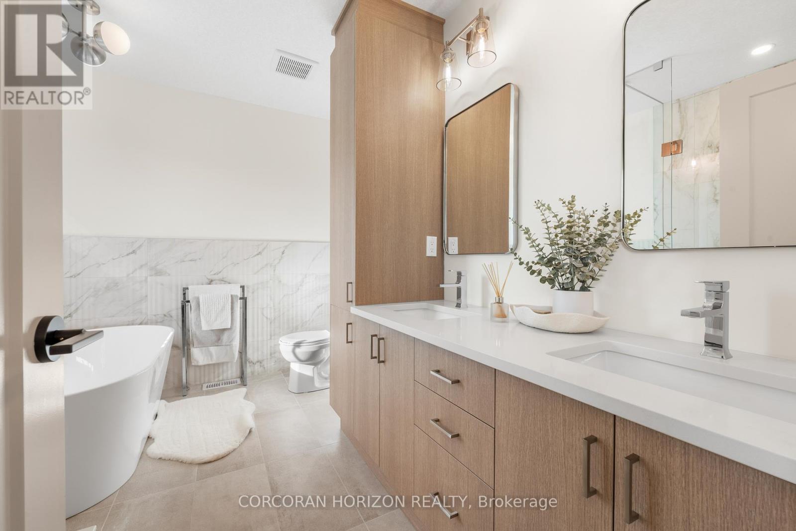 83 Dunnigan Drive, Kitchener, ON - Indoor Photo Showing Bathroom