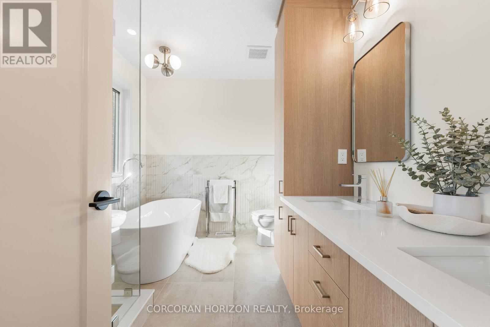 83 Dunnigan Drive, Kitchener, ON - Indoor Photo Showing Bathroom