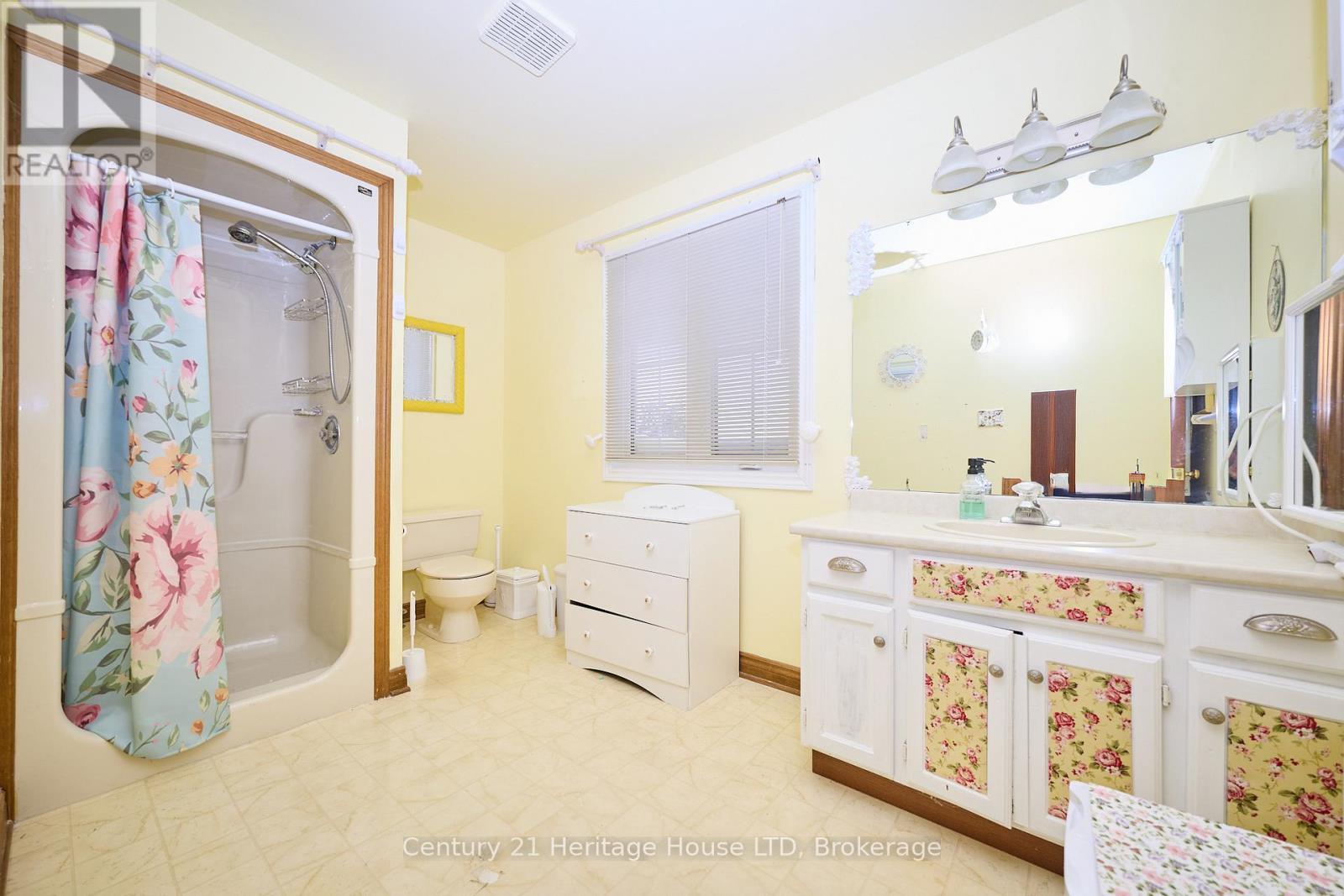 Ensuite - 3 pc - 20 - 2720 Mewburn Road, Niagara Falls (Casey), ON - Indoor Photo Showing Bathroom