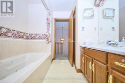 Bathroom - 4 pc -