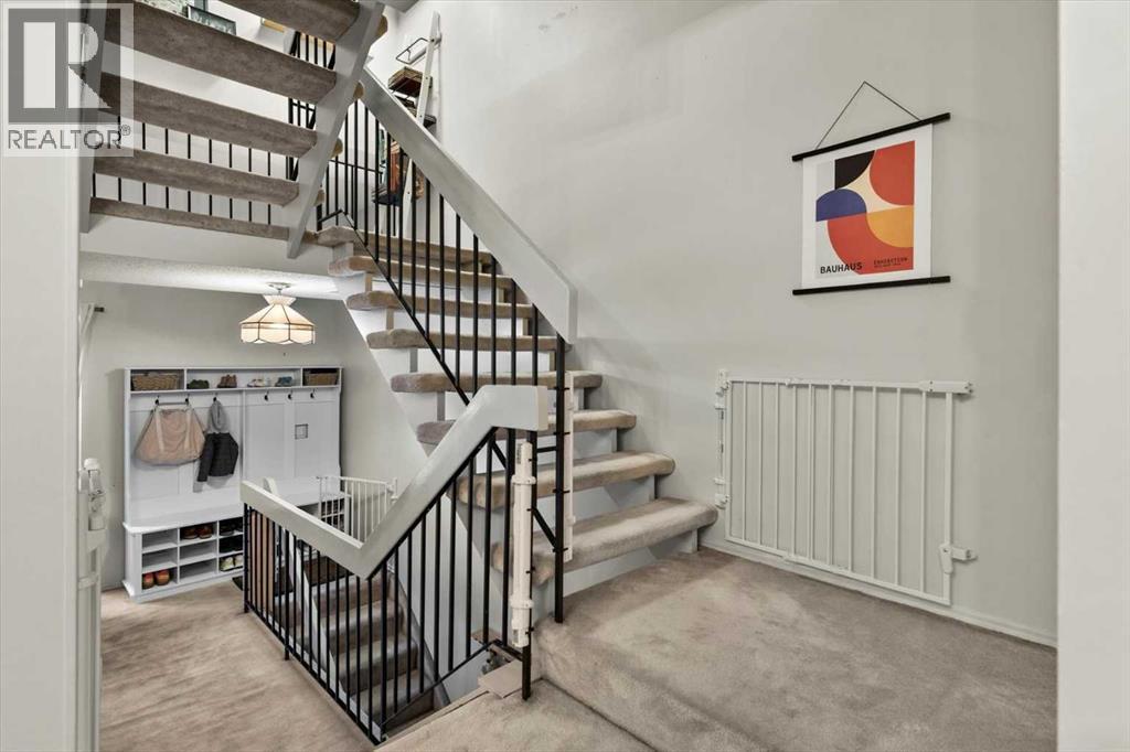 505, 3131 63 Avenue Sw, Calgary, AB - Indoor Photo Showing Other Room