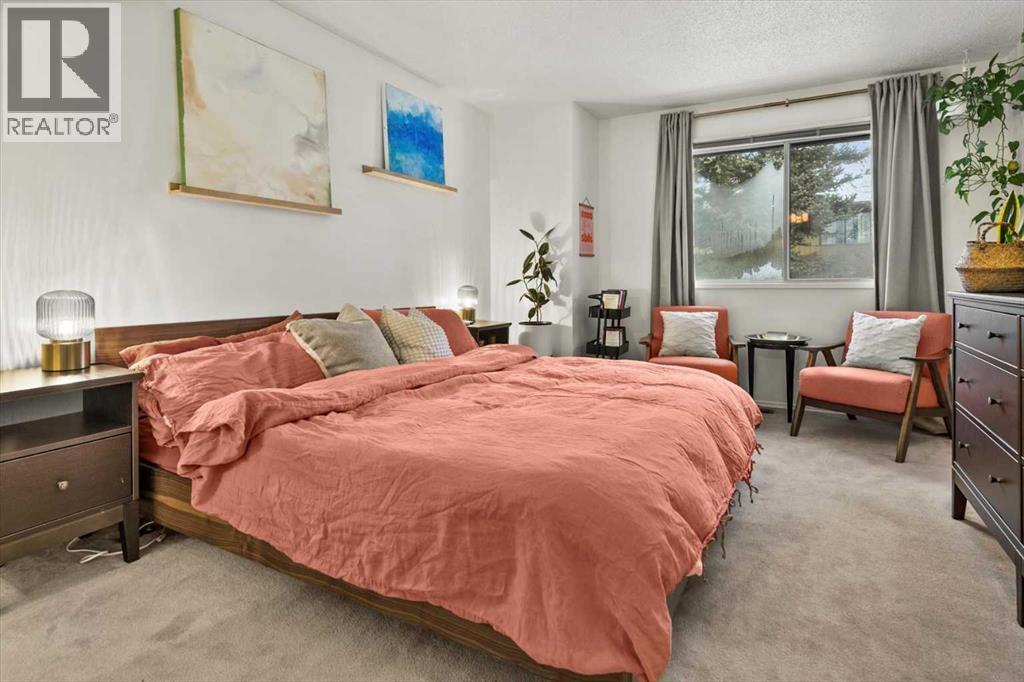 505, 3131 63 Avenue Sw, Calgary, AB - Indoor Photo Showing Bedroom