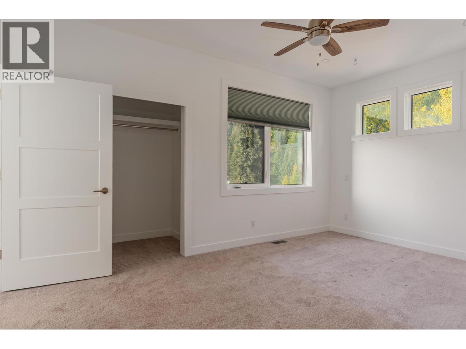 2690 Monte Christo Street, Rossland, BC - Indoor Photo Showing Other Room