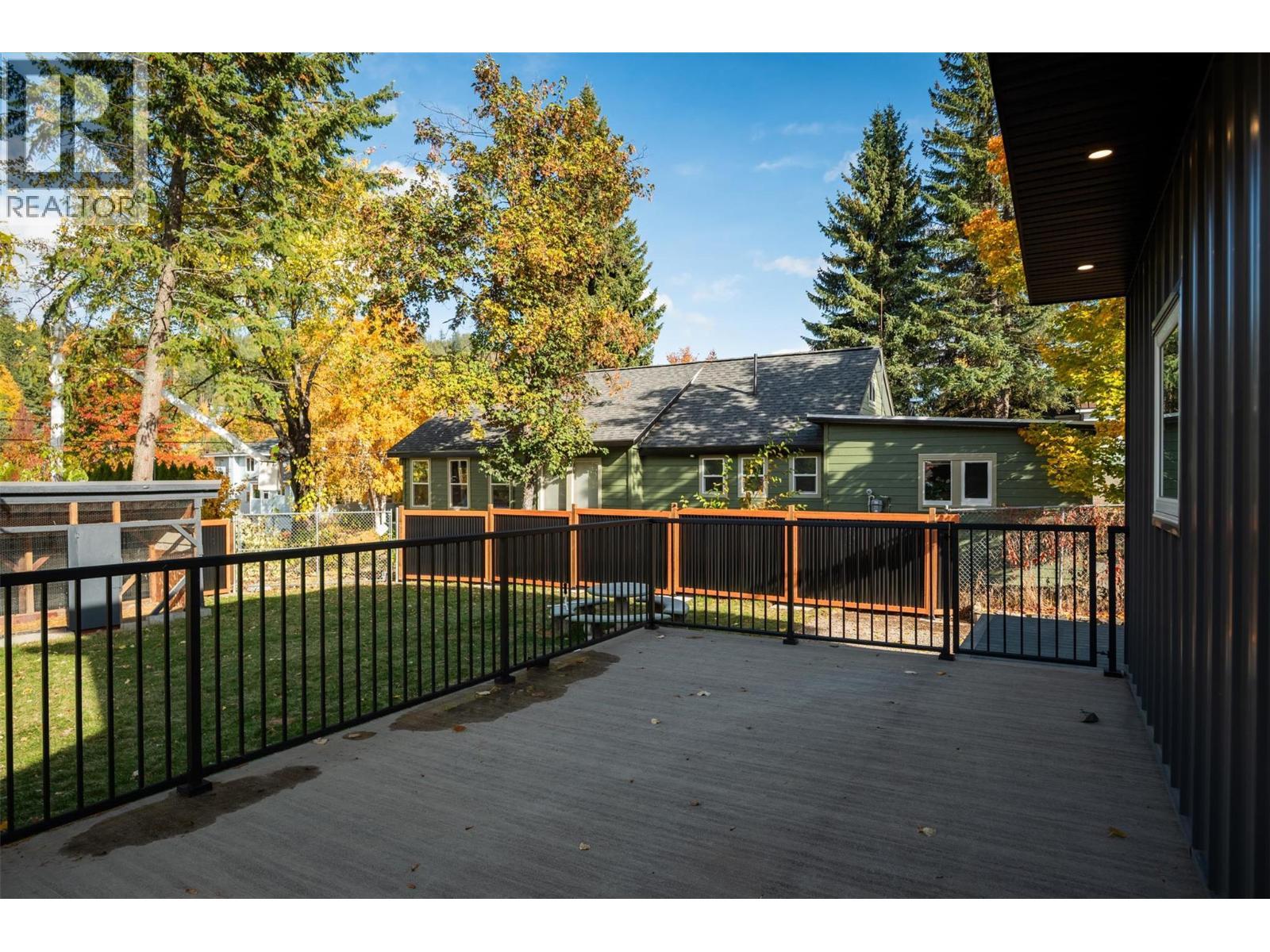 2690 Monte Christo Street, Rossland, BC - Outdoor