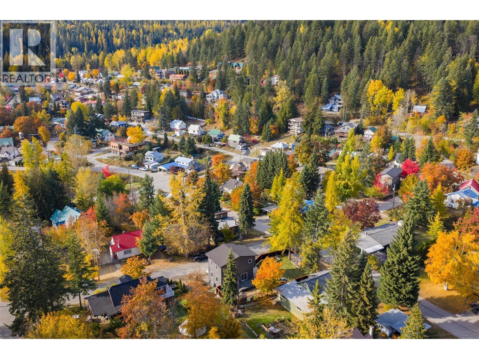 2690 Monte Christo Street, Rossland, BC - Outdoor With View