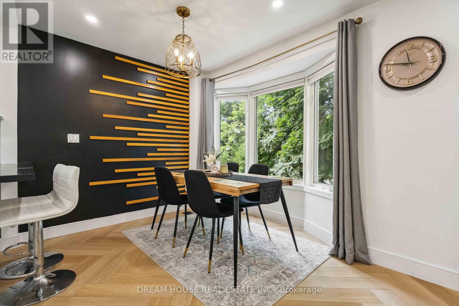 1430 Palmetto Drive, Oshawa, ON - Indoor Photo Showing Dining Room