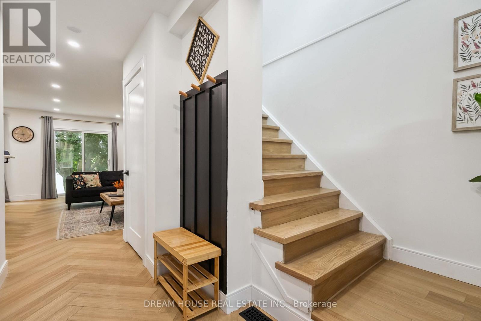 1430 Palmetto Drive, Oshawa, ON - Indoor Photo Showing Other Room