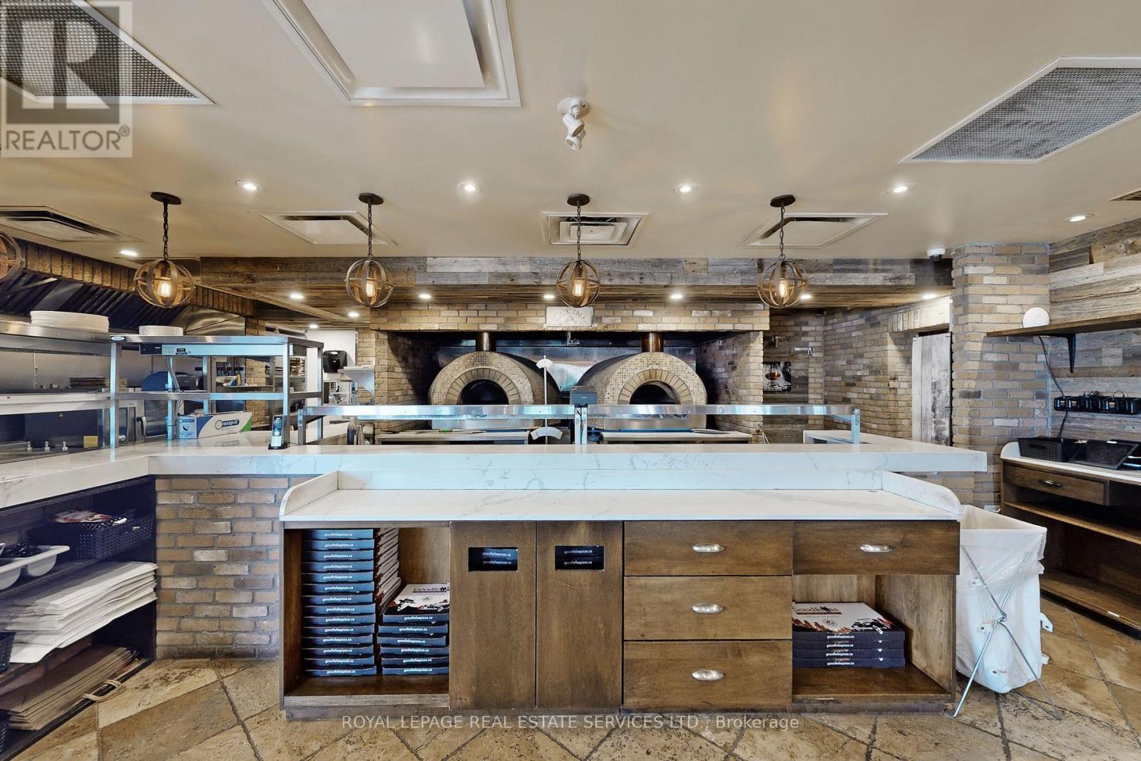 22 Ontario Street, Milton, ON