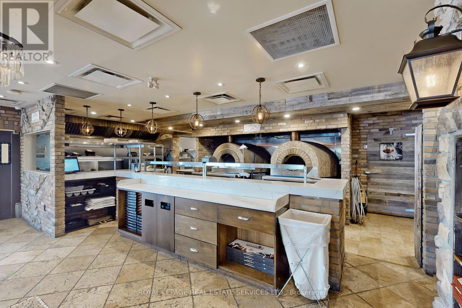 22 Ontario Street, Milton, ON