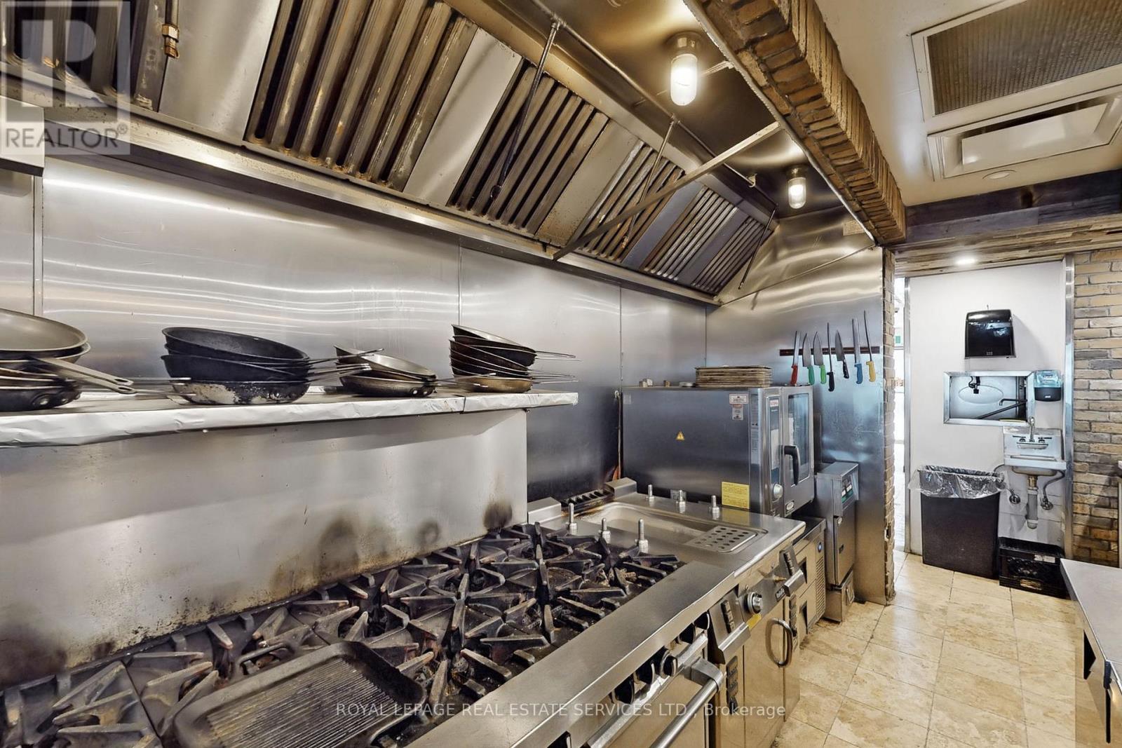 22 Ontario Street, Milton, ON