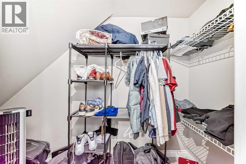 2468 Kingsland View Se, Airdrie, AB - Indoor With Storage