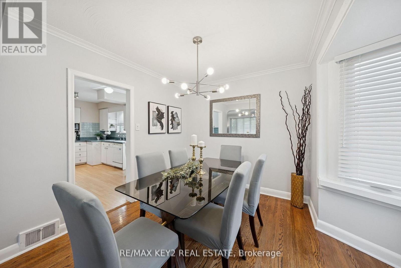 172 Allanford Road, Toronto, ON - Indoor Photo Showing Dining Room