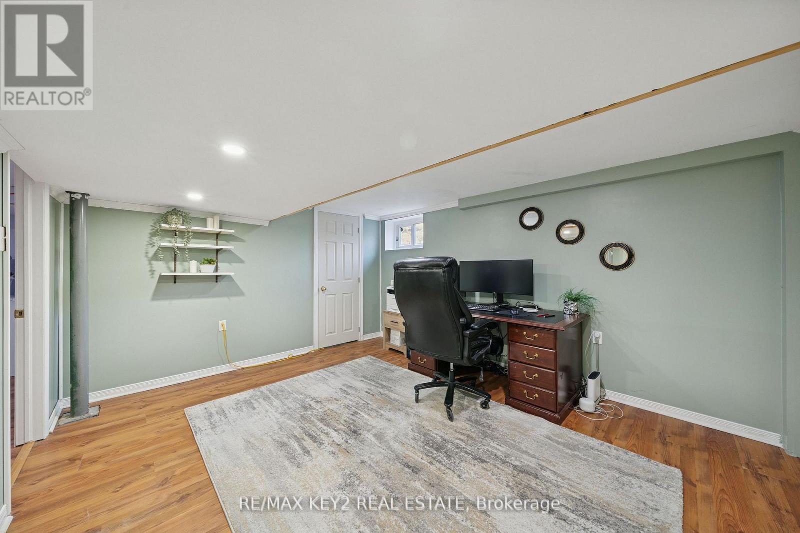 172 Allanford Road, Toronto, ON - Indoor