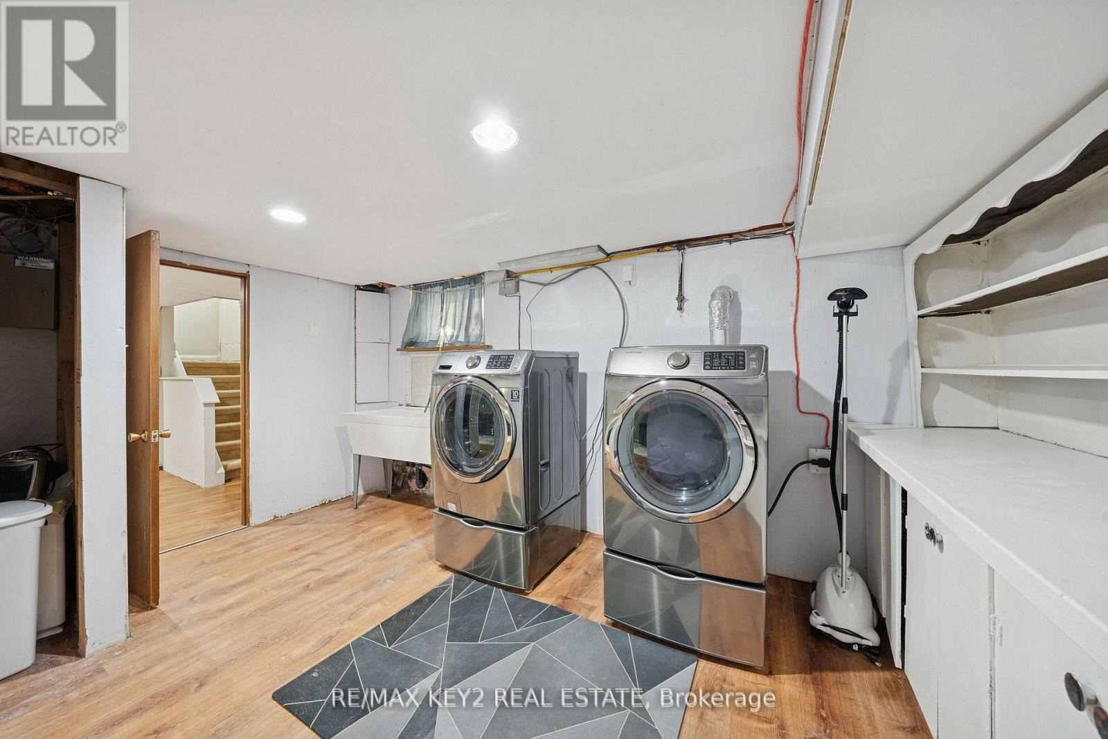 172 Allanford Road, Toronto, ON - Indoor Photo Showing Laundry Room