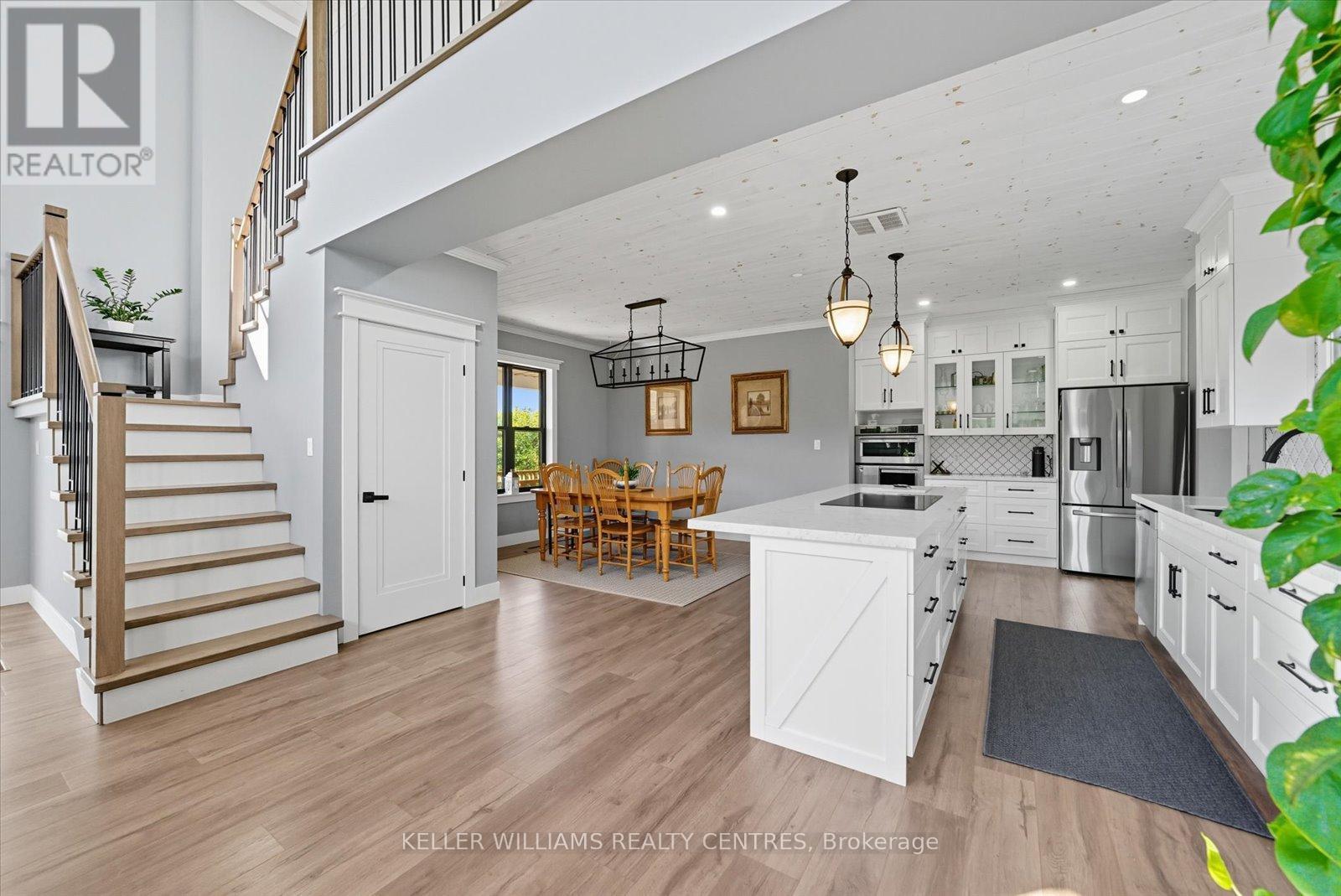 11601 Concession 3 Road, Uxbridge, ON - Indoor Photo Showing Kitchen